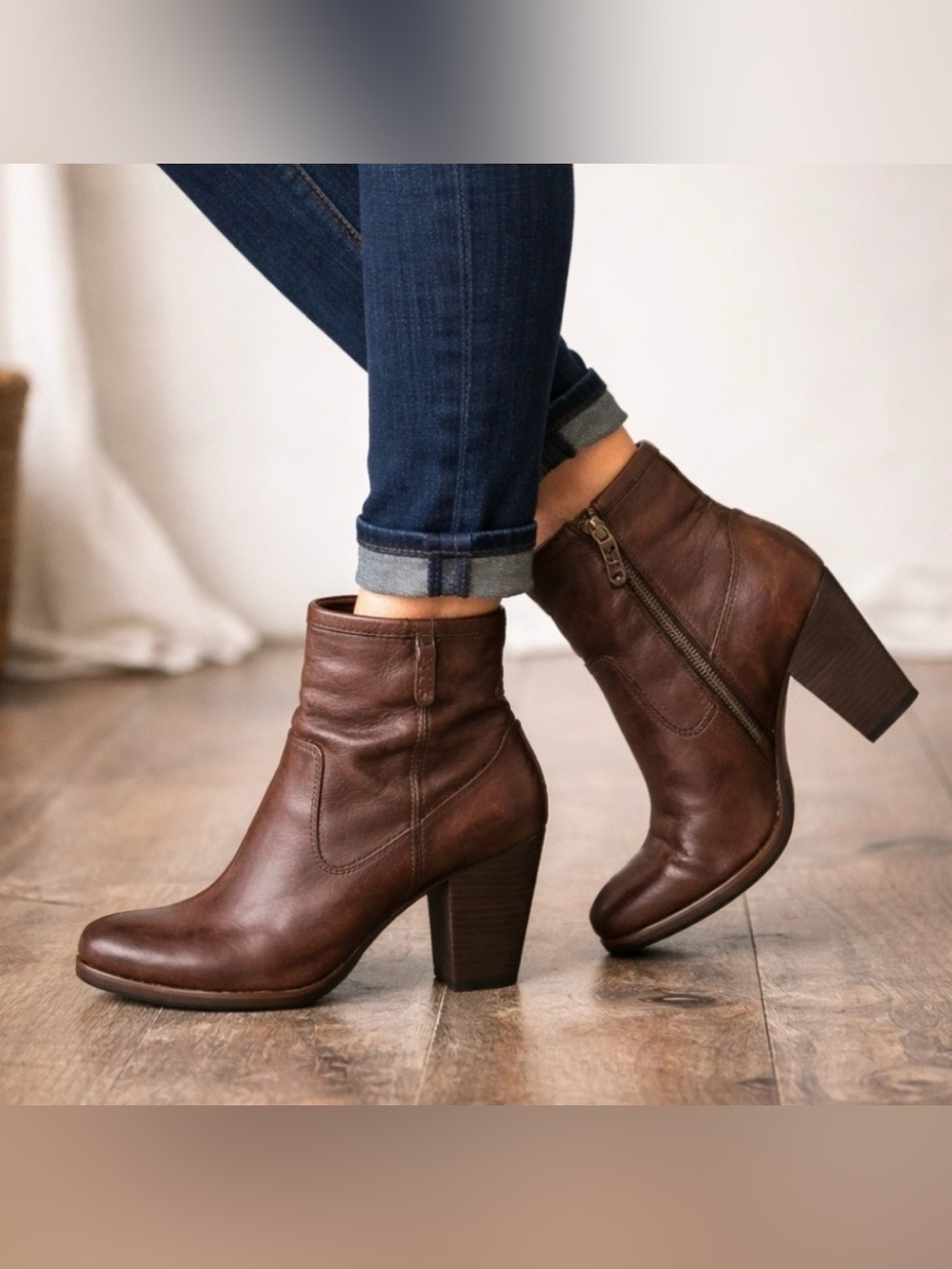 Frye Patty Artisan Zip Brown Leather Heel Ankle Booties Fall Boots 7.5 Premium